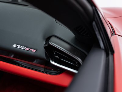 2024 Ferrari 296 GTS — миниатюра 29