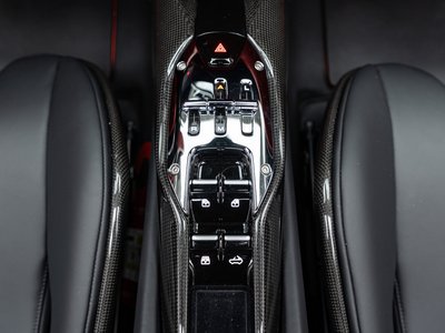 2024 Ferrari 296 GTS — миниатюра 18