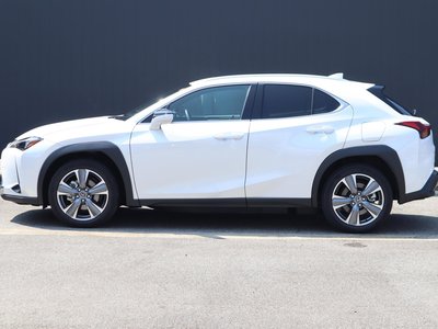 2025 Lexus UX — миниатюра 3