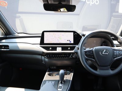2025 Lexus UX — миниатюра 7