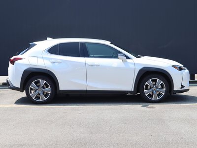 2025 Lexus UX — миниатюра 4