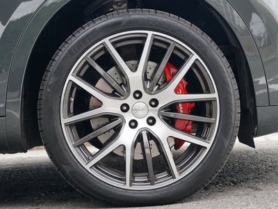2017 Maserati LEVANTE — фото 10