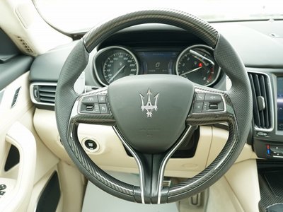 2017 Maserati LEVANTE — фото 15