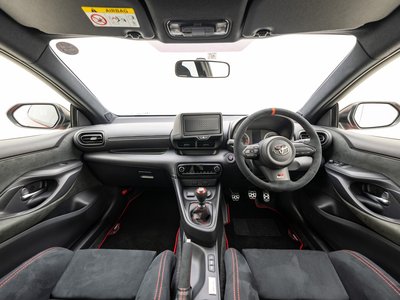 2023 Toyota GR YARIS — фото 23