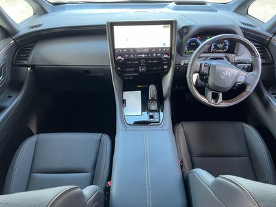 صورة 32 لـ 2024 Toyota ALPHARD