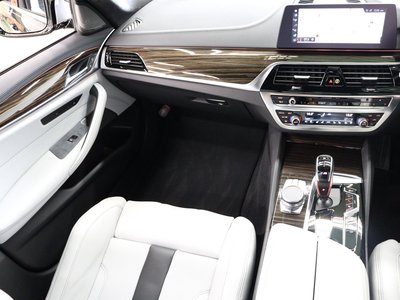 2019 BMW M5 thumbnail 25