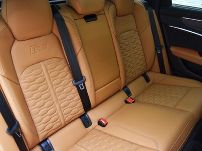 2023 AUDI RS6 AVANT 照片 14