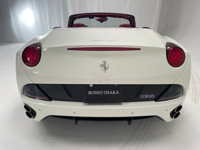 2010 Ferrari CALIFORNIA — фото 9