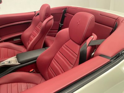 2010 Ferrari CALIFORNIA — фото 6
