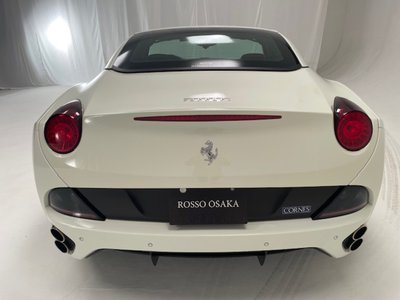 2010 Ferrari CALIFORNIA — фото 15