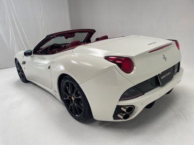 2010 Ferrari CALIFORNIA — фото 4