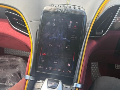 2024 Ferrari ROMA SPIDER 照片 25