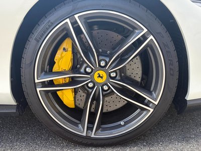 صورة 10 لـ 2024 Ferrari ROMA SPIDER