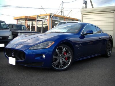 صورة 1 لـ 2010 Maserati GRANTURISMO