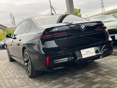 2025 BMW I7 photo 7