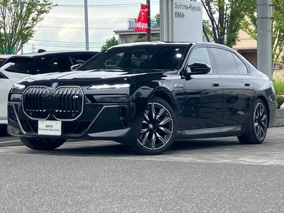 2025 BMW I7 thumbnail 54