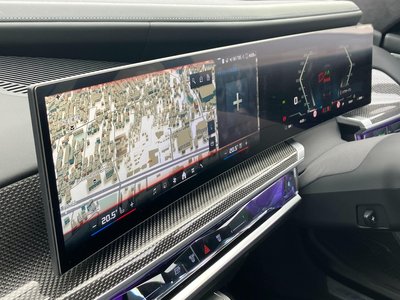 2025 BMW I7 thumbnail 43