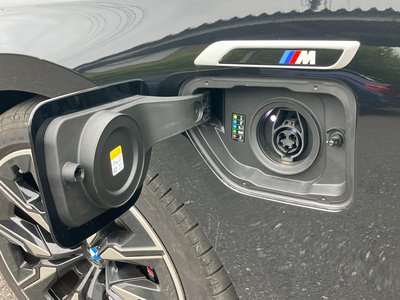 2025 BMW I7 thumbnail 77