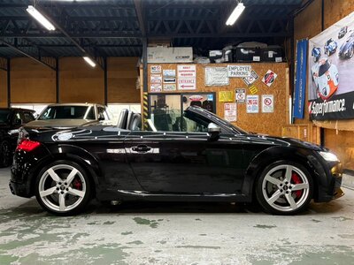 صورة 9 لـ 2017 AUDI TT RS ROADSTER