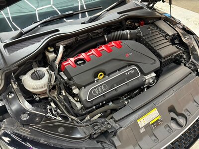 صورة 24 لـ 2017 AUDI TT RS ROADSTER