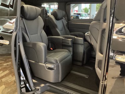 2024 Toyota ALPHARD photo 31