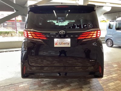 2024 Toyota ALPHARD photo 9