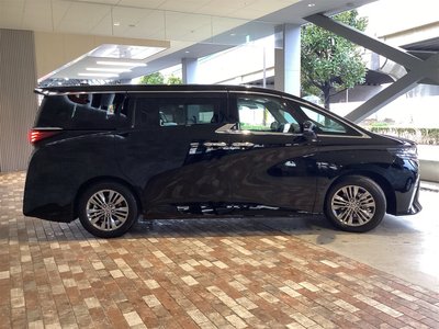 2024 Toyota ALPHARD photo 7