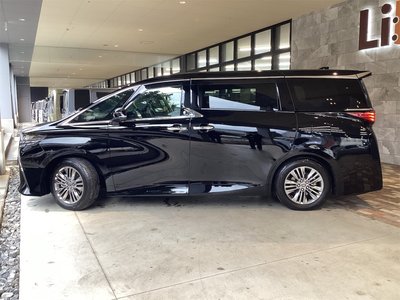 2024 Toyota ALPHARD photo 11
