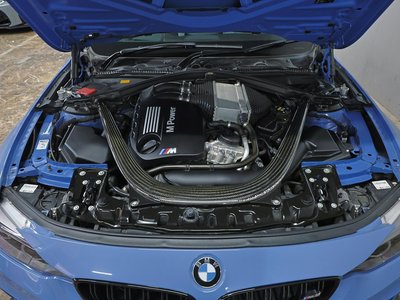 2015 BMW M3 SEDAN thumbnail 32
