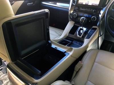 صورة 52 لـ 2018 Toyota ALPHARD