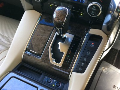 صورة 37 لـ 2018 Toyota ALPHARD