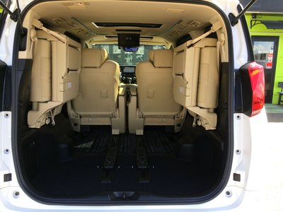 صورة 62 لـ 2018 Toyota ALPHARD