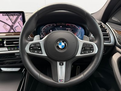 2025 BMW X4 photo 16