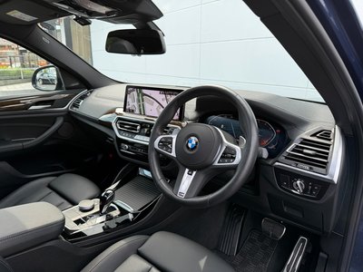 2025 BMW X4 photo 4