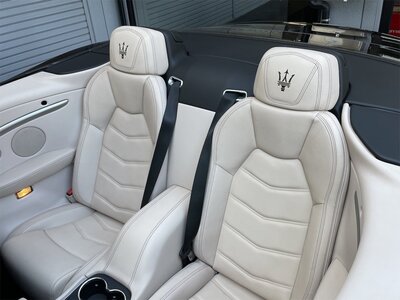 2016 Maserati GRANCABRIO 缩略图 18