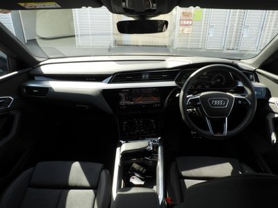 2024 AUDI Q8 SPORTBACK E-TRON photo 7