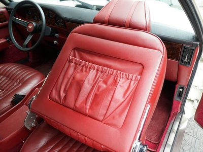 صورة 49 لـ 1983 Aston Martin V8