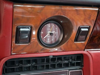 صورة 19 لـ 1983 Aston Martin V8