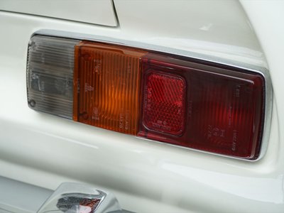 صورة 38 لـ 1983 Aston Martin V8