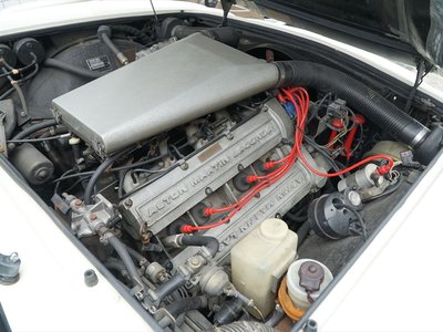 صورة 24 لـ 1983 Aston Martin V8