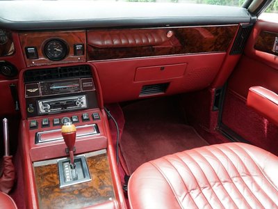 صورة 56 لـ 1983 Aston Martin V8