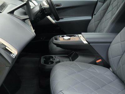 2023 BMW IX — миниатюра 15