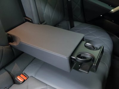 2023 BMW IX — миниатюра 39