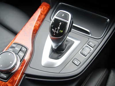 صورة 34 لـ 2016 BMW Alpina D3