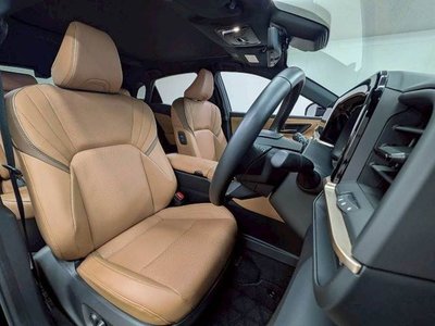 صورة مصغرة 5 لـ 2024 Toyota CROWN SPORT