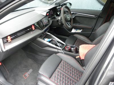 2022 AUDI RS3 SEDAN photo 9