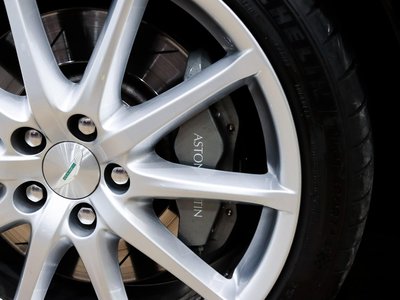 2011 Aston Martin DB9 VOLANTE 照片 6