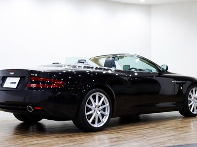 2011 Aston Martin DB9 VOLANTE 照片 10