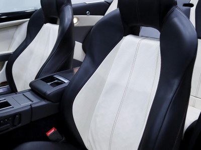 2011 Aston Martin DB9 VOLANTE 照片 15