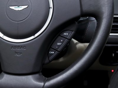 2011 Aston Martin DB9 VOLANTE 照片 58